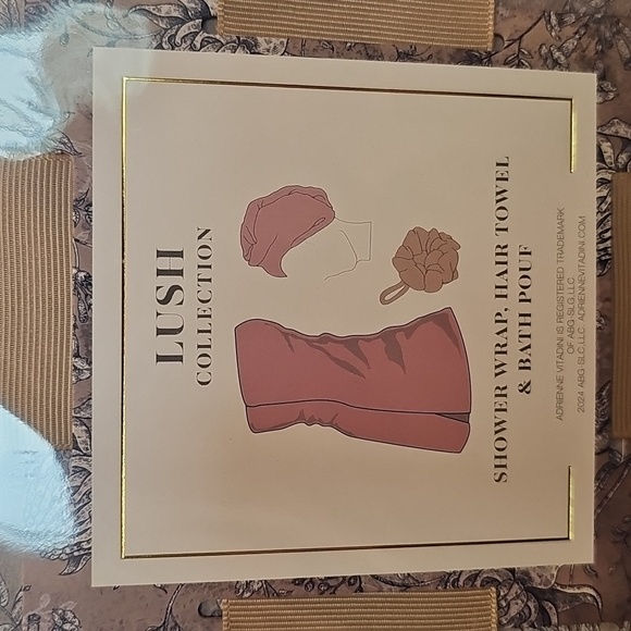 Adrienne Vittadini 3 PC Spa Set ~ Cream NIB W/Bath Salts - Picture 4 of 7